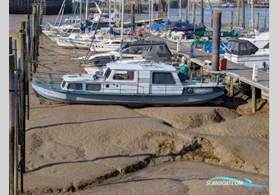 Barge Classic Dutch Motorboat 1956, with Mercedes Marine engine, United Kingdom