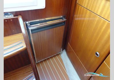 Bavaria 29 Sport DC Motorboat 2003, with Volvo Penta KAD300P-EDC engine, The Netherlands
