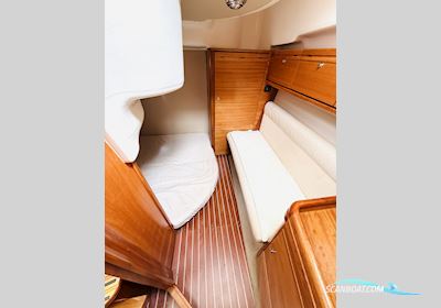 Bavaria 30 HT Motorboat 2008, with Volvo Penta 4,3 l GXI engine, Germany