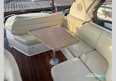 Bavaria 32 SPORT - 2013 Motorboat 2013, with MERCRUISER 5,0 MPI V8 BRAVO III engine, Croatia