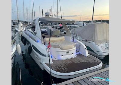 Bavaria 32 Sport - 2013 Motorboat 2013, with Mercruiser 5,0 Mpi V8 Bravo Iii engine, Croatia