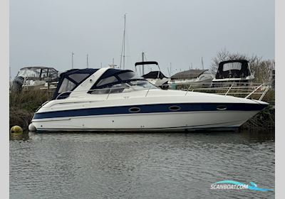 Bavaria 32 Sport Motorboat 2006, with Volvo Penta engine, United Kingdom