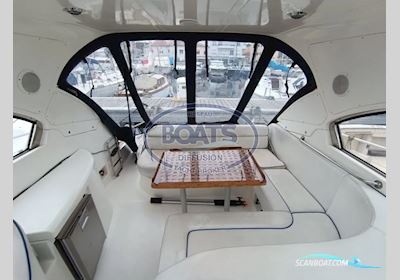 Bavaria 33 SPORT Motorboat 2007, with Volvo Penta engine, France