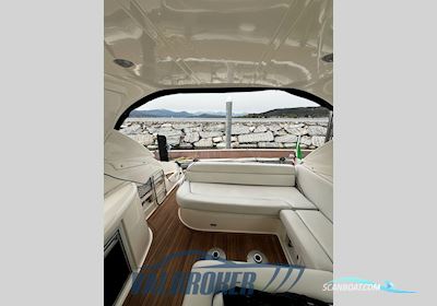 Bavaria 33 Sport Motorboat 2007, with Volvo Penta 5.7 GXI engine, Italy