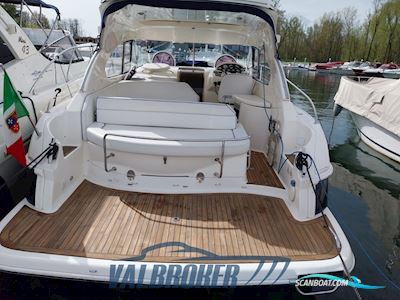 Bavaria 33 Motorboat 2007, with Volvo Penta 5.7 GXI engine, Italy