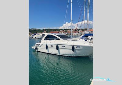 Bavaria 34 HT Motorboat 2012, with Mercruiser 5.0 V 8 engine, Croatia