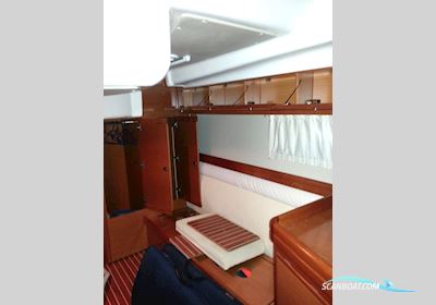 Bavaria 37 SPORT - 2009 Motorboat 2009, with VOLVO PENTA 5,7 GXI - V8 - EVC engine, Croatia