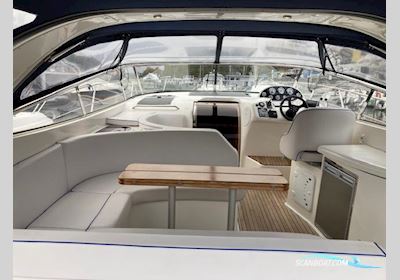 Bavaria 37 Sport in Berlin Bj. 2010 Motorboat 2010, with Volvo Penta 5.7 Gxi / DP; Zweikreiskühlsystem engine, Germany