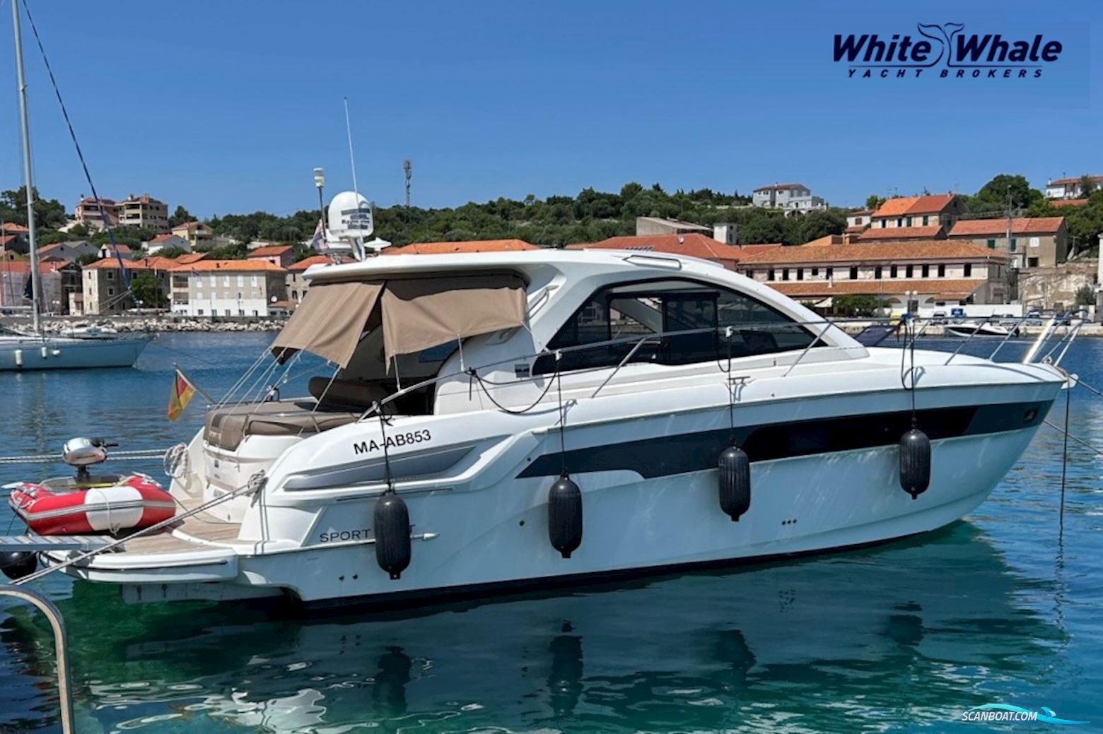 Bavaria 39 Sport HT Motorboat 2013, with Volvo Penta engine, Croatia