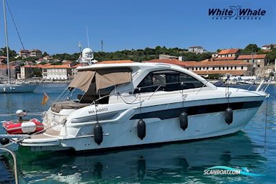 Bavaria 39 Sport HT Motorboat 2013, with Volvo Penta engine, Croatia