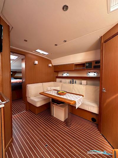 Bavaria 43 HT Motorboat 2012, with Volvo Penta D6-370 engine, Germany