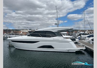 Bavaria R40 Coupe Motorboat 2022, with Volvo Penta engine, United Kingdom