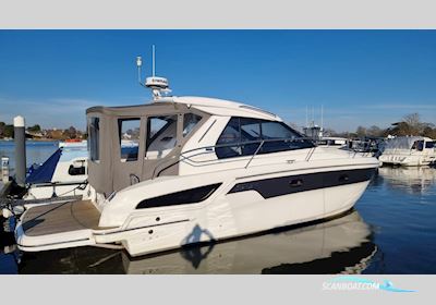 Bavaria S33 HT Motorboat 2021, with Volvo engine, United Kingdom