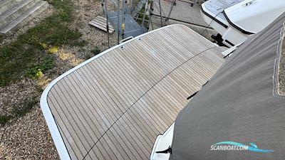 Bavaria S33HT Motorboat 2021, with Volvo Penta engine, United Kingdom