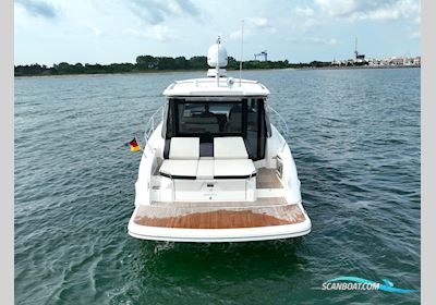Bavaria S45 Coupé Motorboat 2020, with Volvo Penta D6 EVC 2 IPS600 engine, Germany