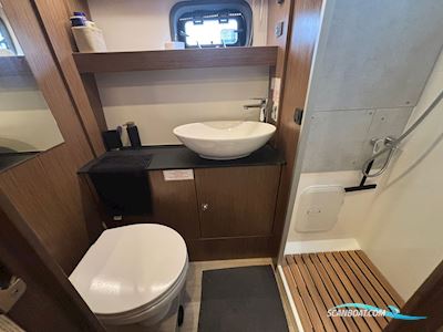 Bavaria SR 41 HT - MODEL 2024 Motorboat 2024, with VOLVO PENTA D6-380 JOYSTICK engine, Croatia