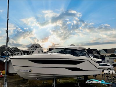 Bavaria SR35 Motorboat 2024, with Volvo engine, United Kingdom