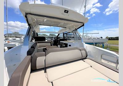 Bavaria SR38 HT Motorboat 2024, with Volvo engine, Spain