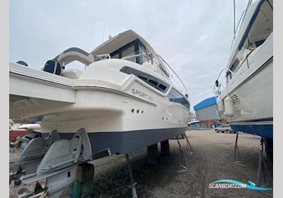 Bavaria Sport 360 Coupe Motorboat 2016, with Volvo Penta engine, United Kingdom