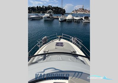 Bavaria Virtess 420 Fly Motorboat 2017, with Volvo Penta Ips 600 engine, Italy