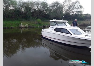 Bayliner (US) Bayliner (US) 2452 Motorboat 1994, with Mercruiser engine, Germany