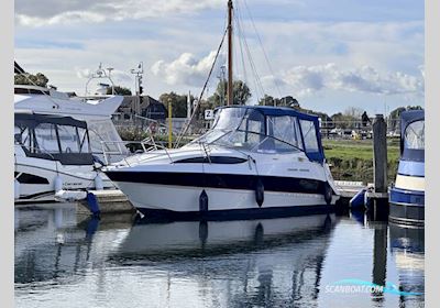 Bayliner 2455 Ciera Motorboat 2002, with Mercruiser MCM 5.0 engine, United Kingdom