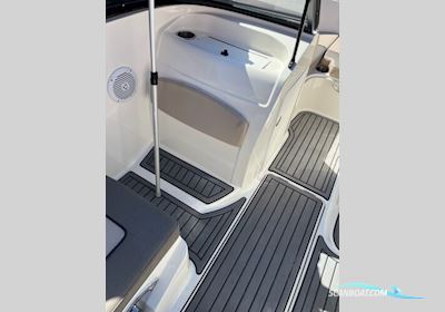 Bayliner VR5 Bowrider Motorboat 2021, with Mercruiser engine, Denmark
