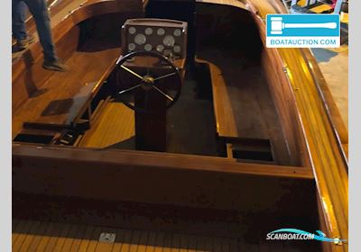 Beaver Sundeck 27 Motorboat 1998, The Netherlands