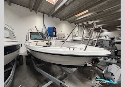 Bella 581 L Kabinebåd Motorboat 1995, with Mercury engine, Denmark