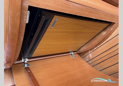 Beneteau Antares 9.80 Motorboat 2007, with NANNI DIESEL engine, France