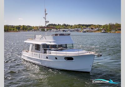 Beneteau Beneteau Swift Trawler 44 Motorboat 2013, with 2 x Volvo Penta, D-4 2x300 hp engine, Sweden