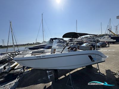 Beneteau Flyer 7 Spacedeck Motorboat 2023, with Mercury engine, United Kingdom