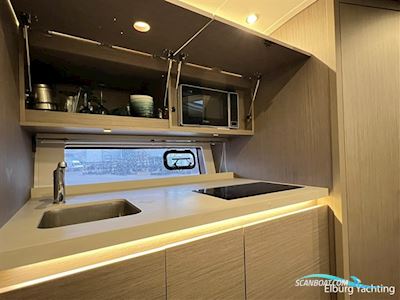 Beneteau Grand Turismo 41 Motorboat 2023, The Netherlands