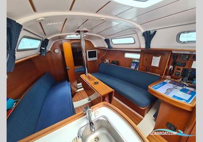 Beneteau Oceanis Clipper 311 Motorboat 1999, with Volve Penta engine, United Kingdom