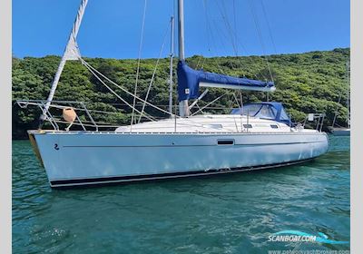 Beneteau Oceanis Clipper 311 Motorboat 1999, with Volve Penta engine, United Kingdom