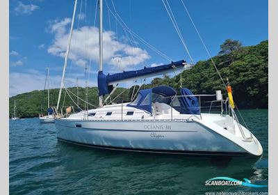 Beneteau Oceanis Clipper 311 Motorboat 1999, with Volve Penta engine, United Kingdom