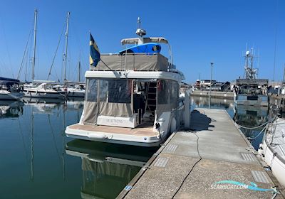 Beneteau Swift Trawler 41 Fly Motorboat 2000, with Volvo Penta D4 - 300 engine, Sweden