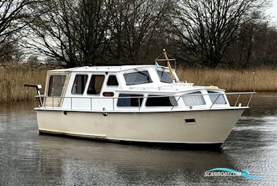 Bestevaer Salon Motorboat 1978, with Peugeot engine, The Netherlands