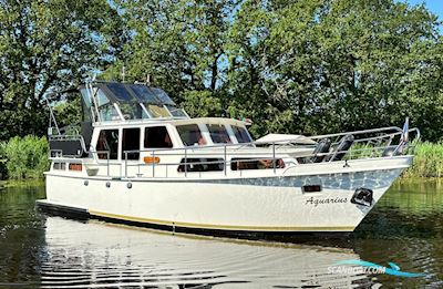 Boarnkruiser 1050 Refit Motorboat 1977, with Lister-Petter engine, The Netherlands