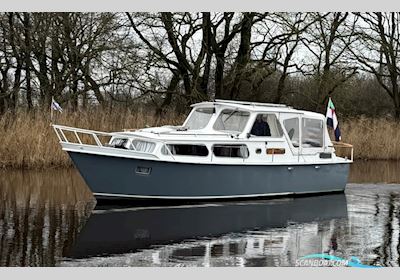 Boarnkruiser Okak Motorboat 1974, with Peugeot engine, The Netherlands