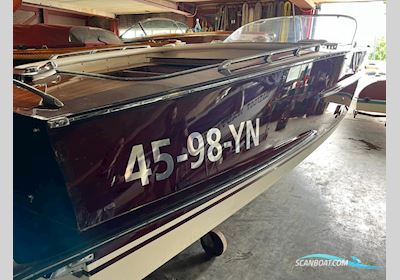 Boesch 680 Costa Brava de Luxe Motorboat 1986, with GM 6.2 V8 Marine Diesel engine, The Netherlands