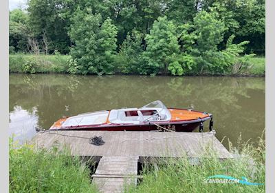 Boesch 680 Costa Brava de Luxe Motorboat 1986, with GM 6.2 V8 Marine Diesel engine, The Netherlands