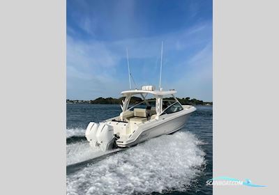 Boston Whaler Vantage 280 Motorboat 2021, with Mercury V8 300 CV XL AMS engine, France