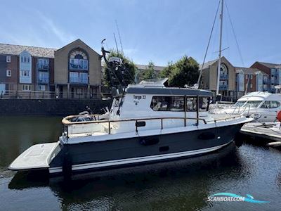 Botnia Targa 32 Motorboat 2020, with Volvo D4 engine, United Kingdom