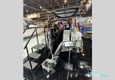 Brabus 300 Shadow Motorboat 2023, with Mercury engine, Germany