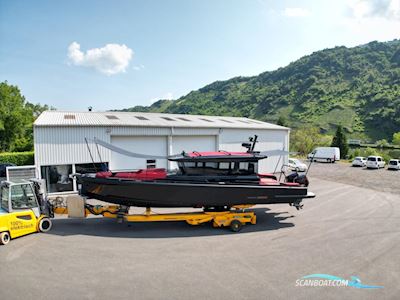 Brabus Shadow 900 Cross Cabin Motorboat 2023, with Mercury engine, Germany