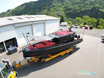 Brabus Shadow 900 Cross Cabin Motorboat 2023, with Mercury engine, Germany