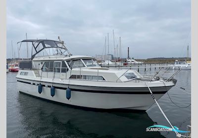 Broom 35 Motorboat 1977, with Ford Lehman e2715 engine, Denmark