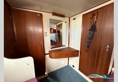 Broom 35 Motorboat 1975, with Perkins 6.354M engine, Germany