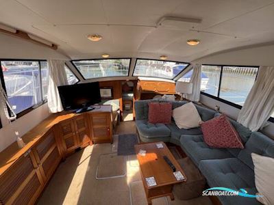 Broom 41 Motorboat 1993, with Ford Sabre engine, United Kingdom